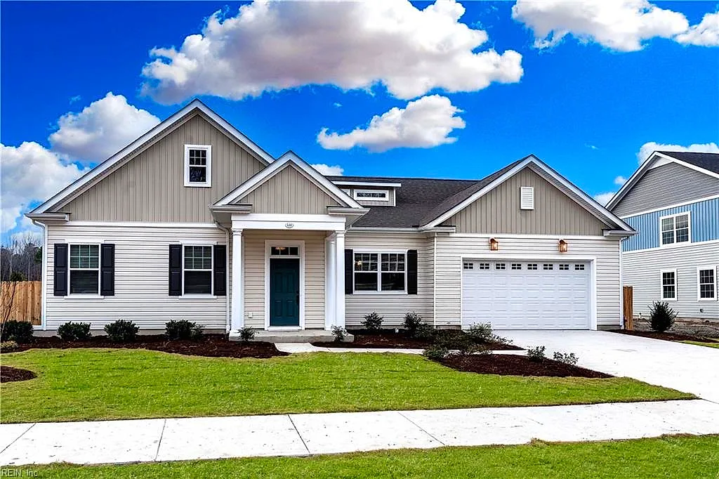 724 Crestfield DR, CHESAPEAKE VA 23320