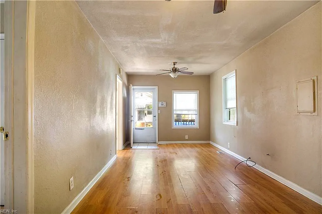1530 Manson St, Norfolk — photo