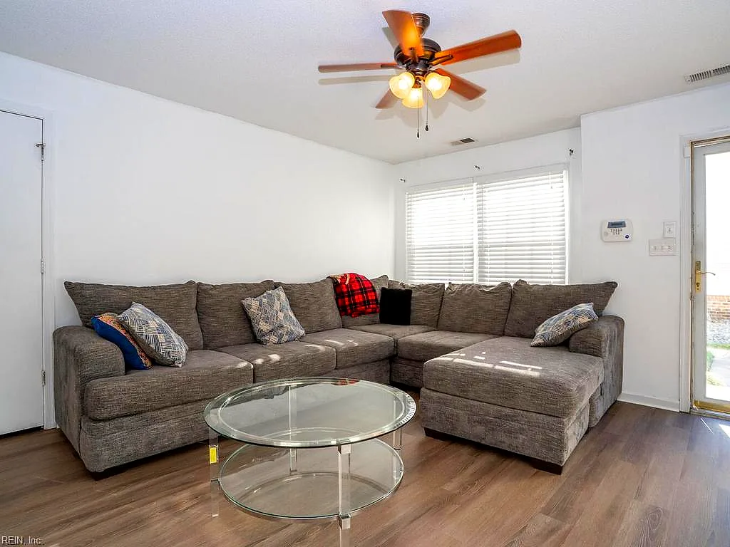 3832 New River Rch #A, Portsmouth — photo