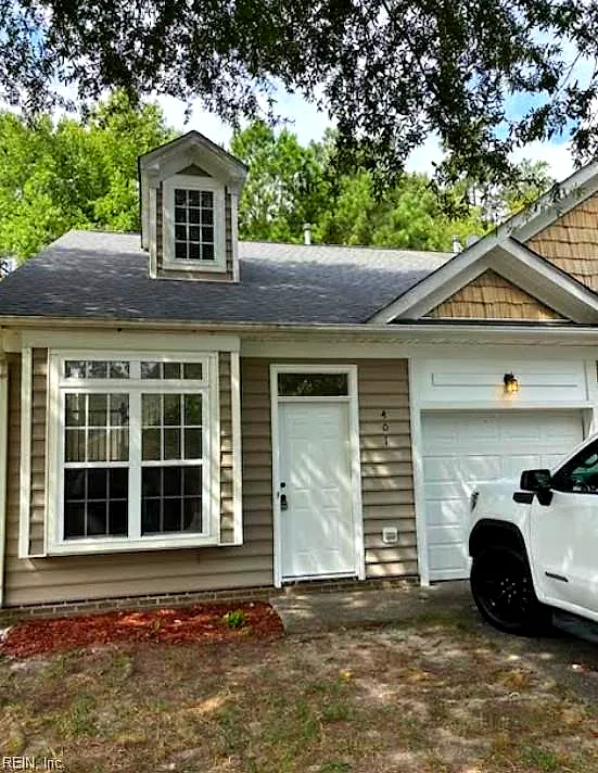 401 Dorothy Dr, Yorktown — photo