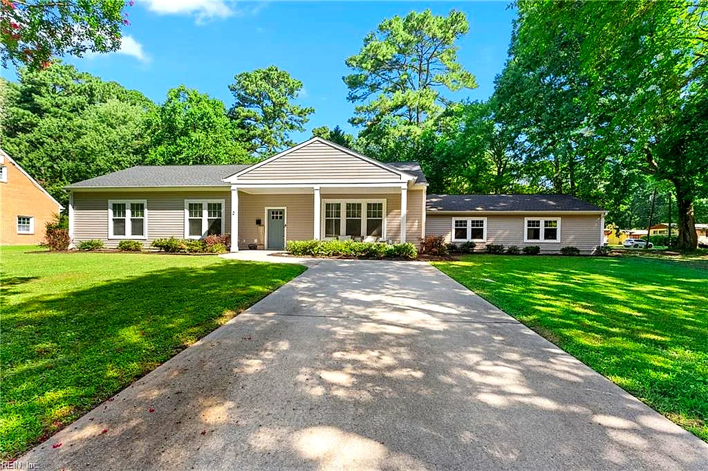 2 Jonquil LN, NEWPORT NEWS VA 23606