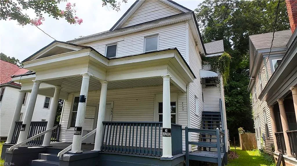 223 Clay St, Suffolk — photo