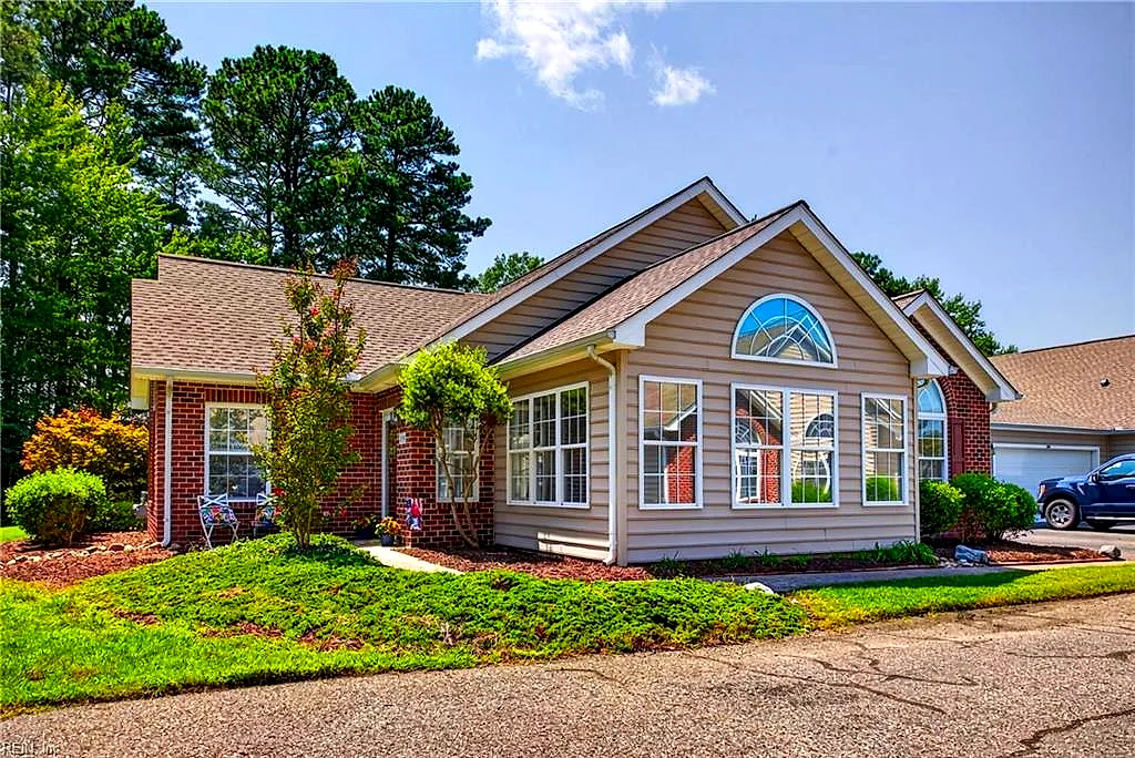 106 Marshland Vw, Yorktown — photo