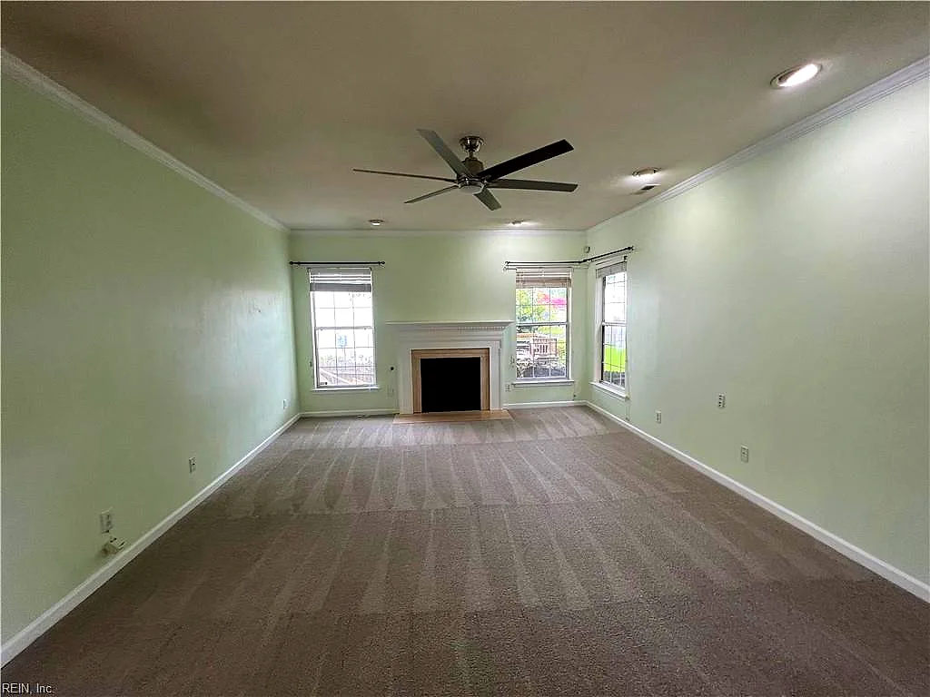 6206 Winthrope Dr, Suffolk — photo