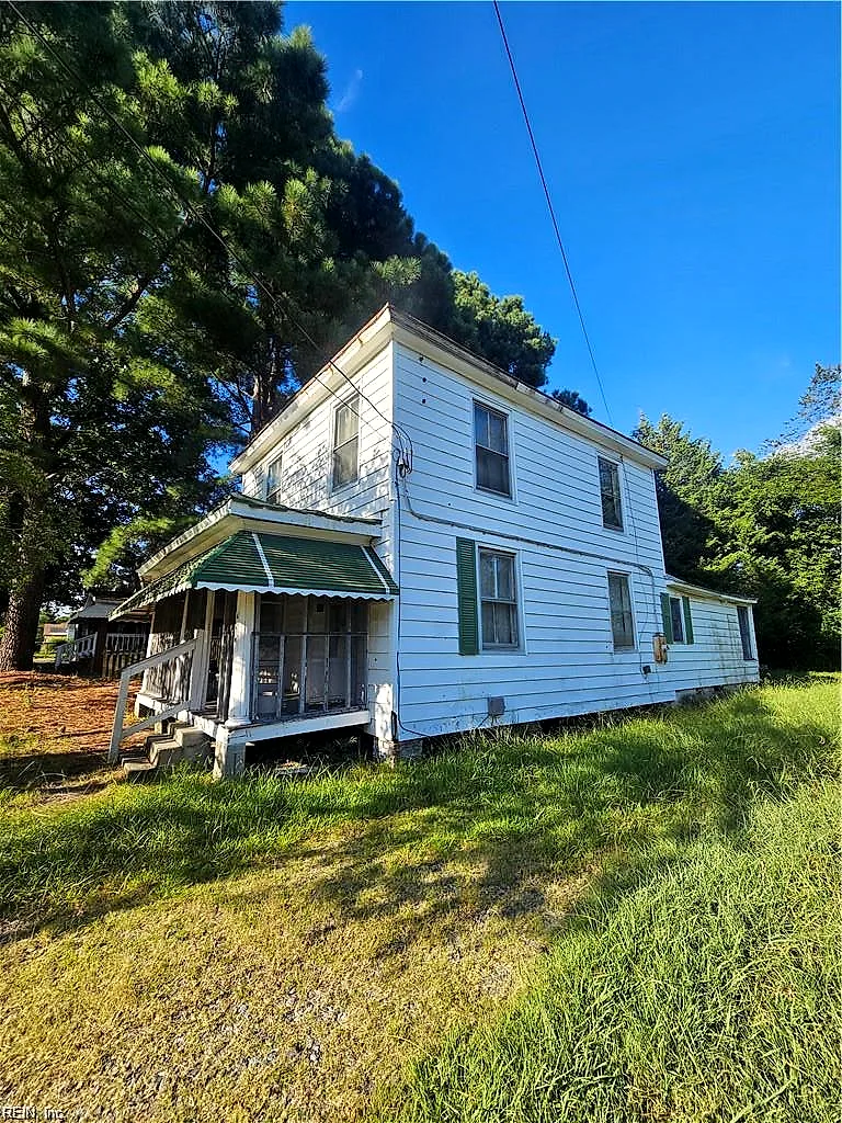 210 N 4th St, Suffolk — photo