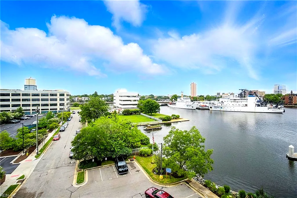 40 Rader ST #413, NORFOLK VA 23510