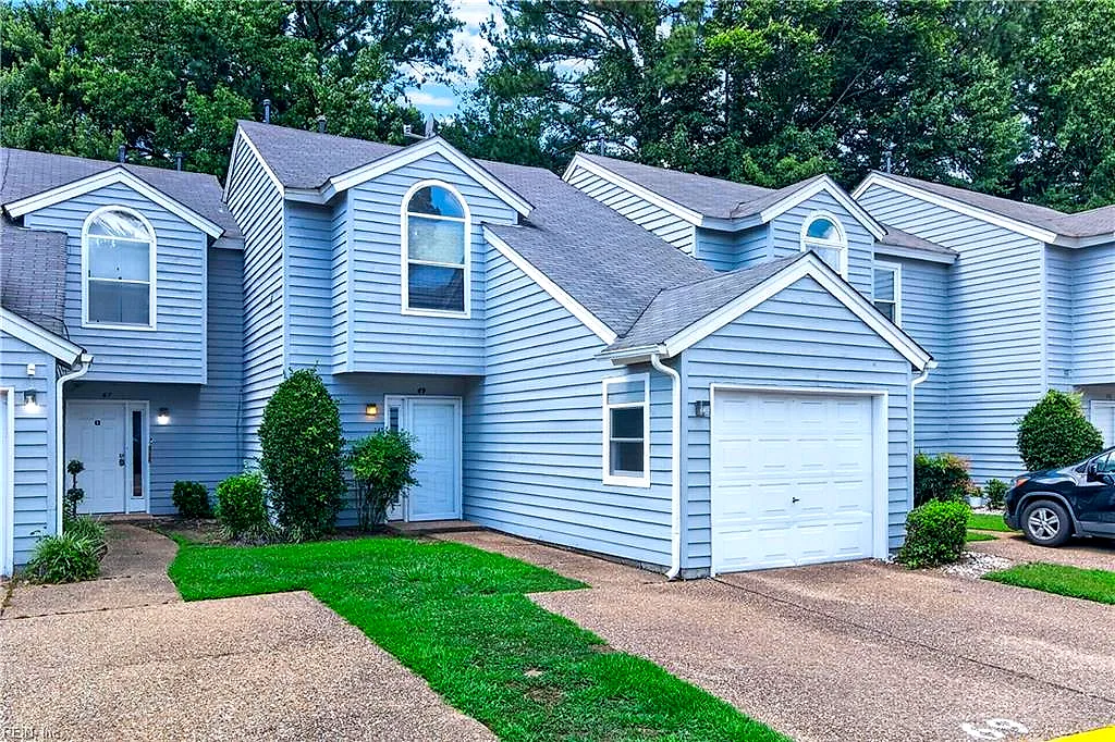 69 Madison CHSE, HAMPTON VA 23666