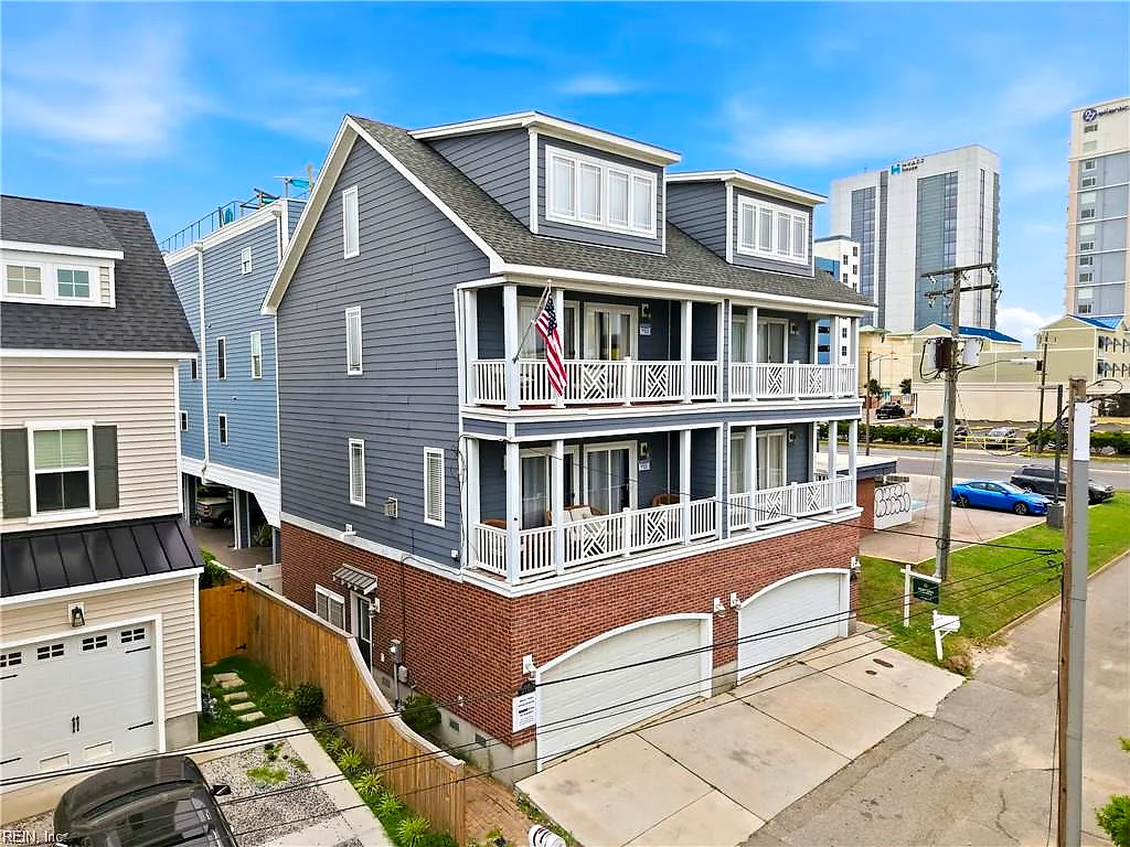304 26.5 St #B, Virginia Beach — photo