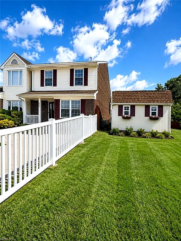 314 Sussex CT, CHESAPEAKE VA 23320