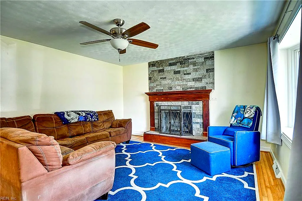 309 Beck St, Norfolk — photo