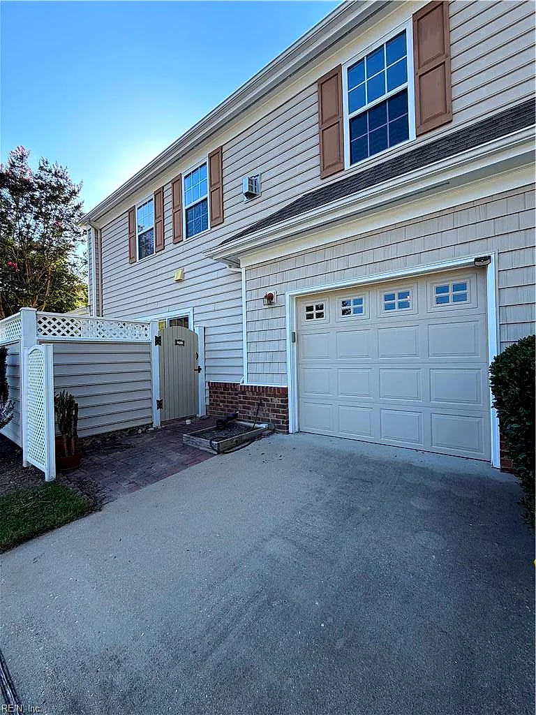 201 Grant Ct, Yorktown — photo