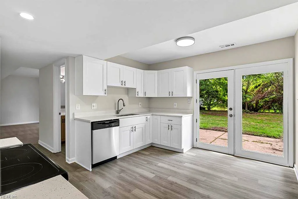 56 Banister Dr, Hampton — photo