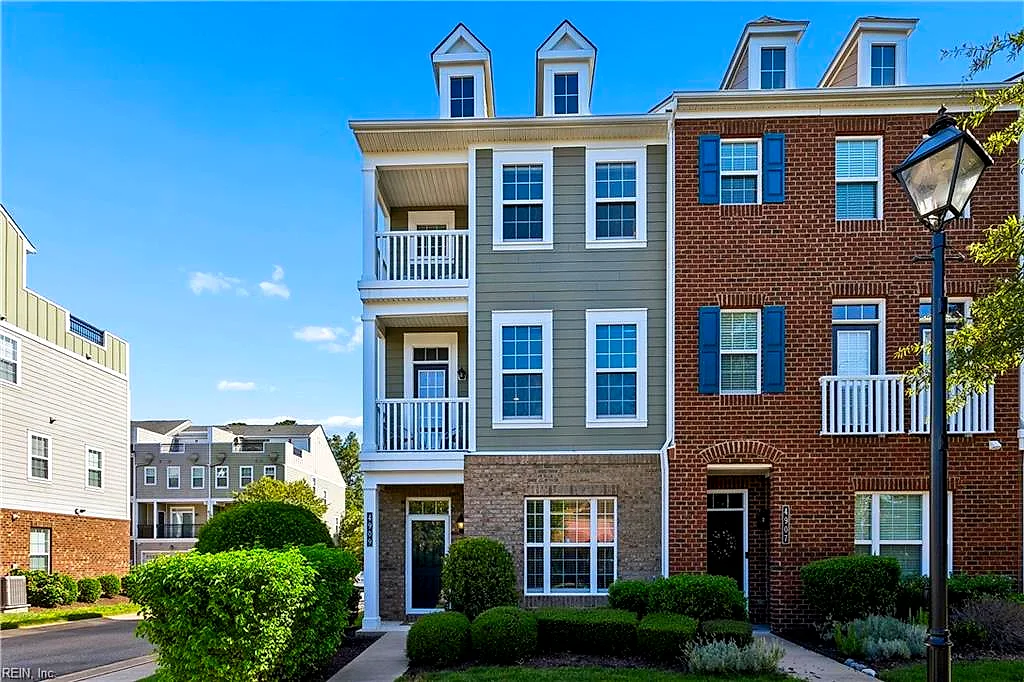 4909 Settlers Market Blvd, Williamsburg — photo