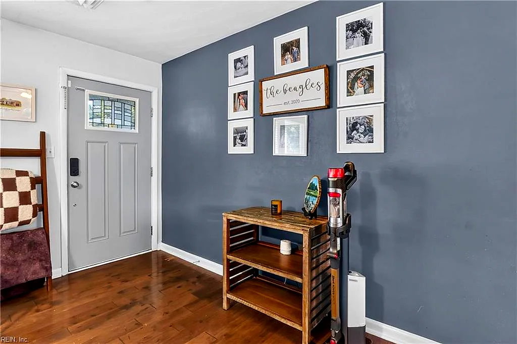3913 Shannon Rd, Portsmouth — photo