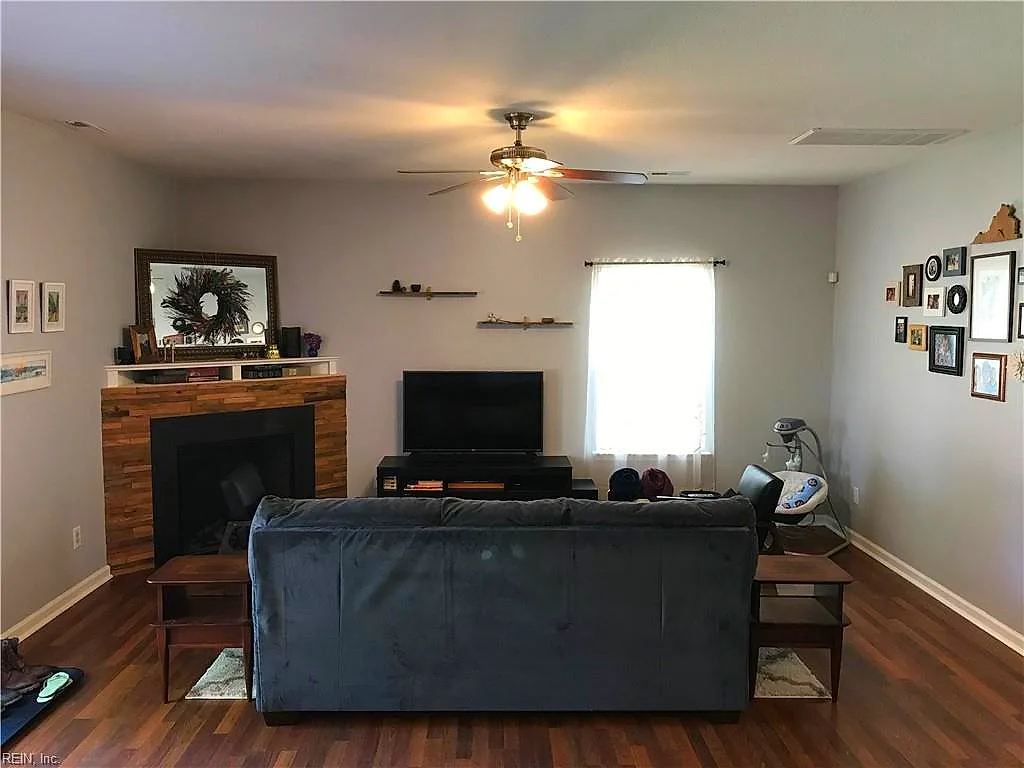 2138 Lockard Ave, Chesapeake — photo