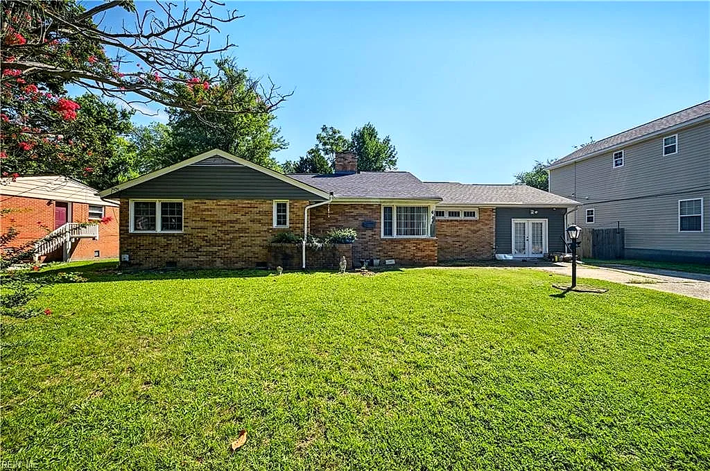 618 Smith ST, HAMPTON VA 23661
