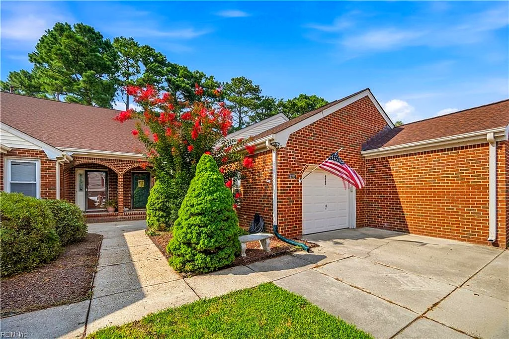 4762 Open Greens DR, VIRGINIA BEACH VA 23462
