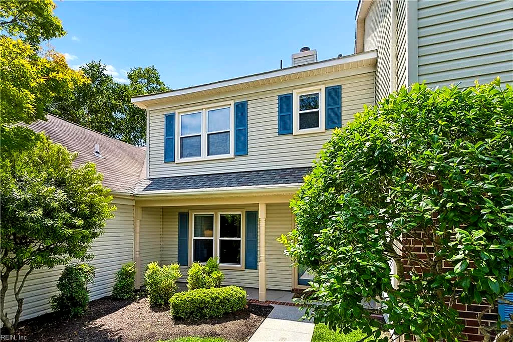 203 Alder Wood Dr, Hampton — photo
