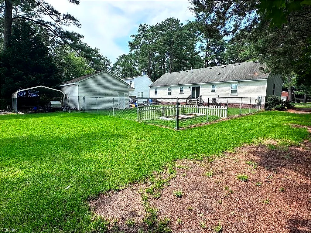 121 Causeway Dr, Chesapeake — photo