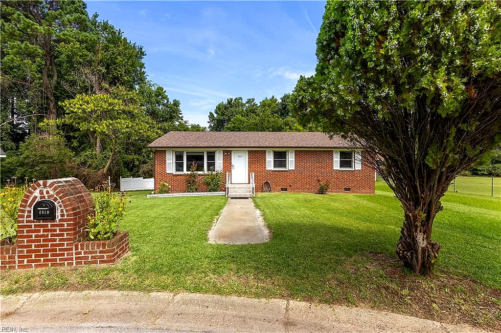 2410 Pamlico CIR, SUFFOLK VA 23434