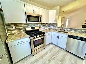 205 Dillwyn Dr, Chesapeake — photo
