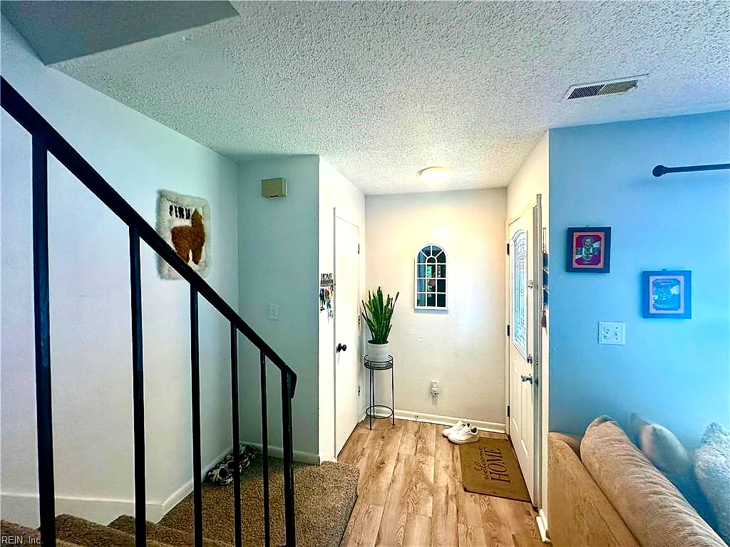 719 Taft Ave, Virginia Beach — photo