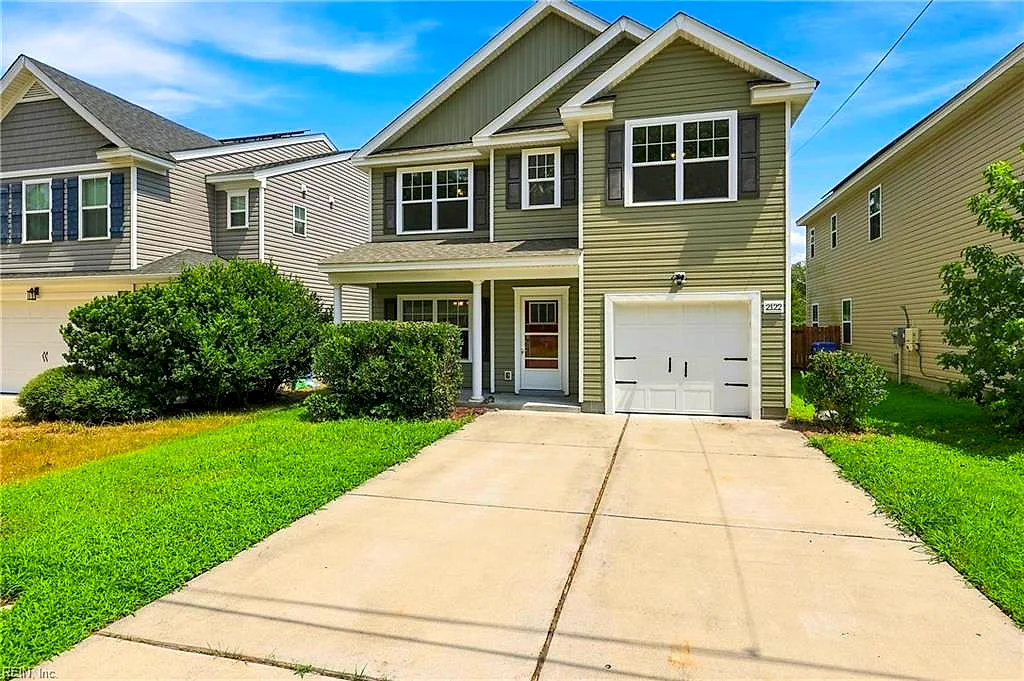 2122 English AVE, CHESAPEAKE VA 23320