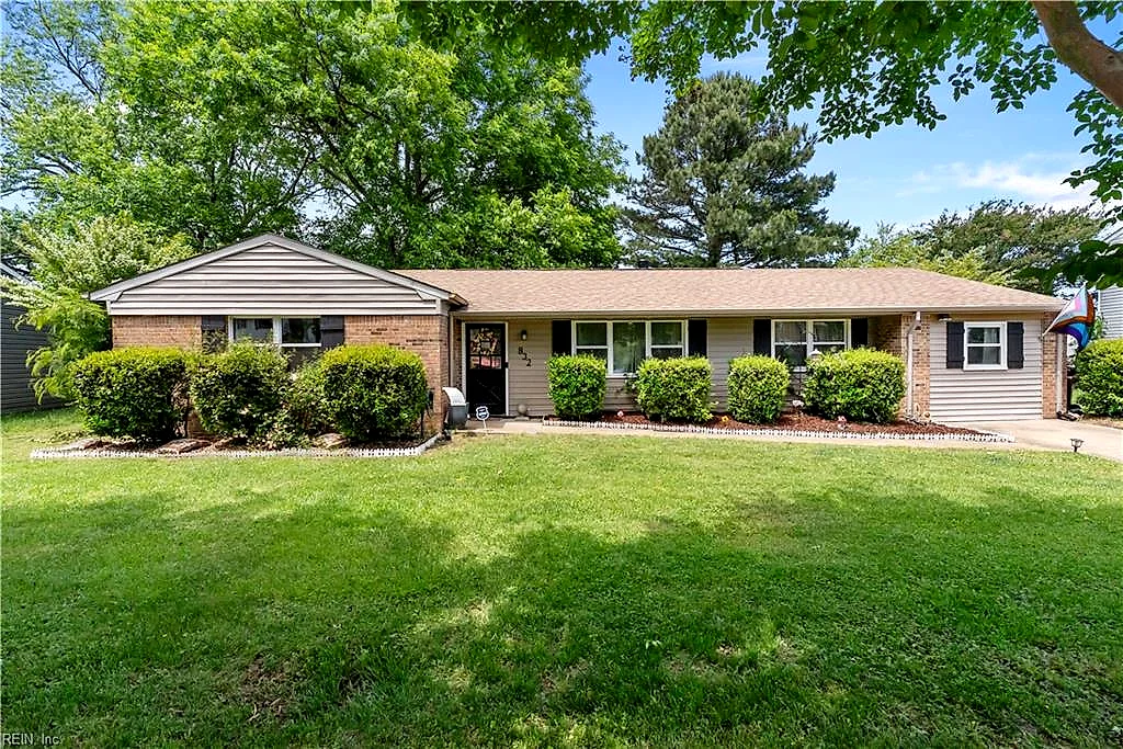 832 Parapet RD, CHESAPEAKE VA 23323