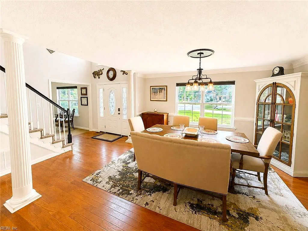 437 Evergreen Way, Smithfield — photo