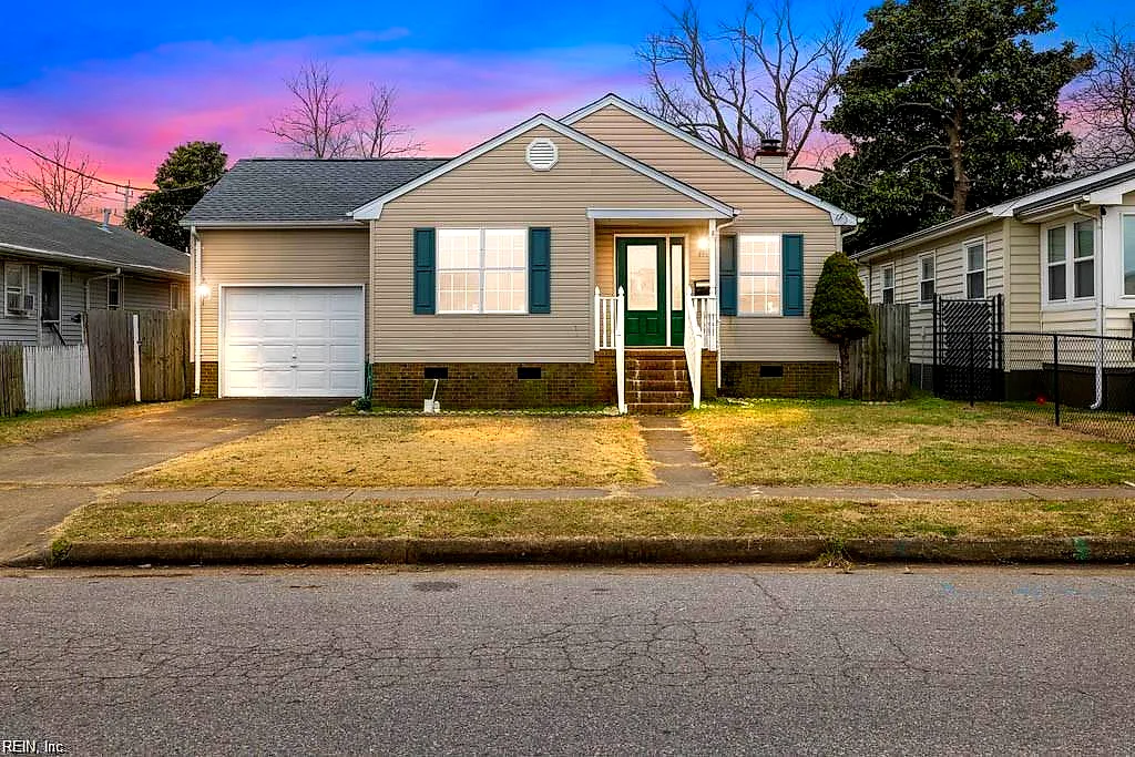 141 A View Ave, Norfolk — photo