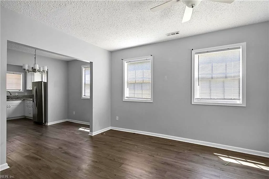 2322 Barraud Ave, Norfolk — photo