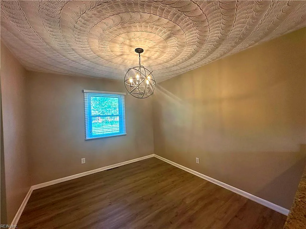536 Summit Ridge Dr, Chesapeake — photo