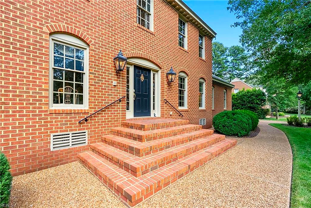636 Fairfax Way, Williamsburg — photo