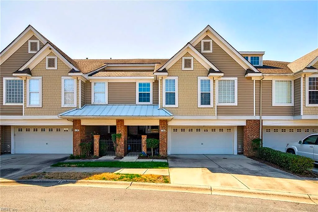 504 Crystal Bay Circle CIR, SUFFOLK VA 23435