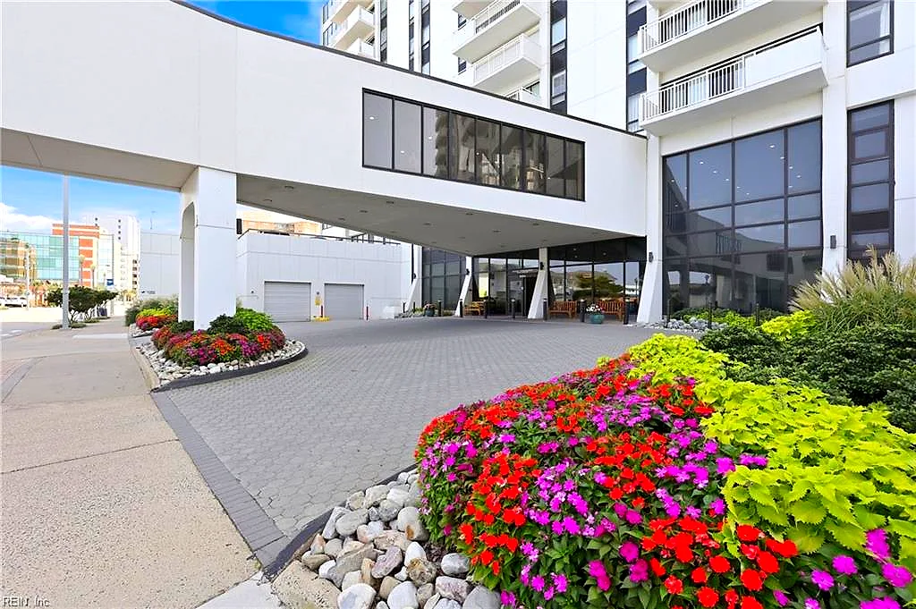 4004 Atlantic AVE #1906, VIRGINIA BEACH VA 23451