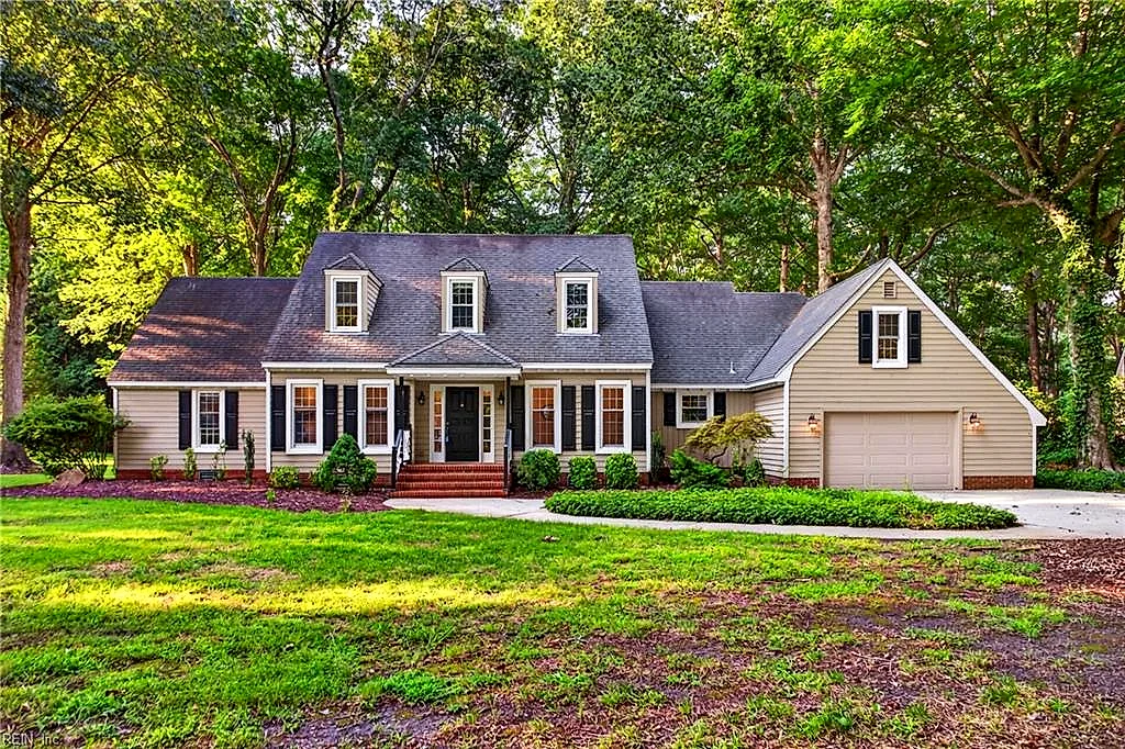413 Woodards Ford RD, CHESAPEAKE VA 23322