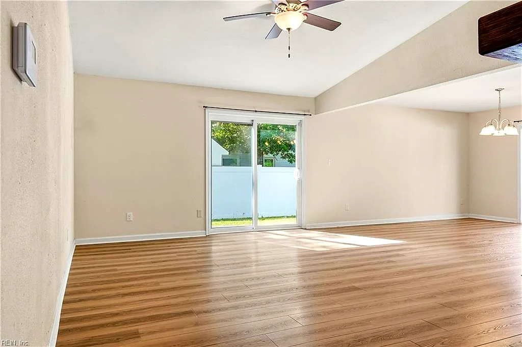 1268 Geranium Cres, Virginia Beach — photo