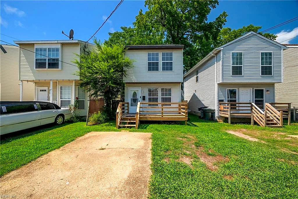 3409 Shell RD, HAMPTON VA 23661