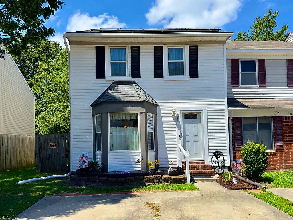 4685 Greenlaw DR, VIRGINIA BEACH VA 23464