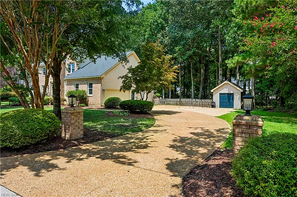 18 Emmaus Rd, Poquoson — photo