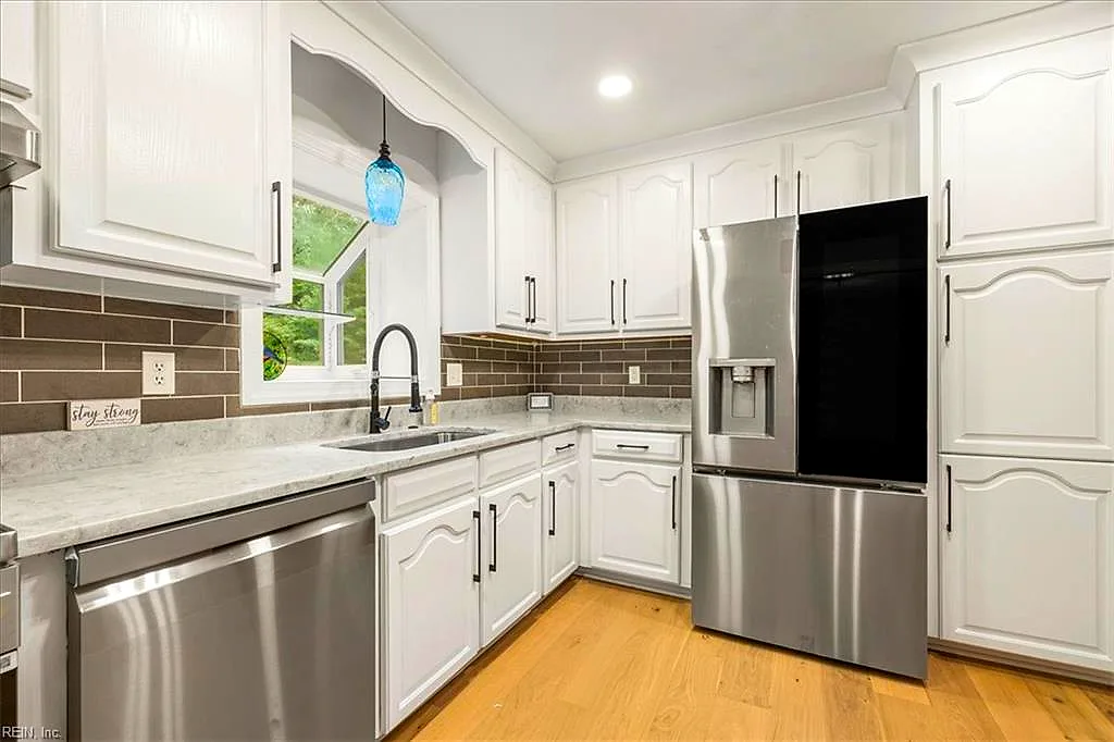 37 Indian Springs Drive Dr, Newport News — photo
