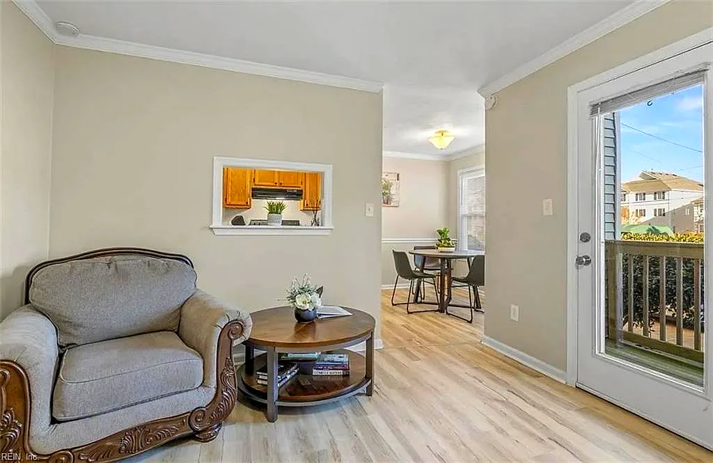 241 W Ocean View Ave #1, Norfolk — photo