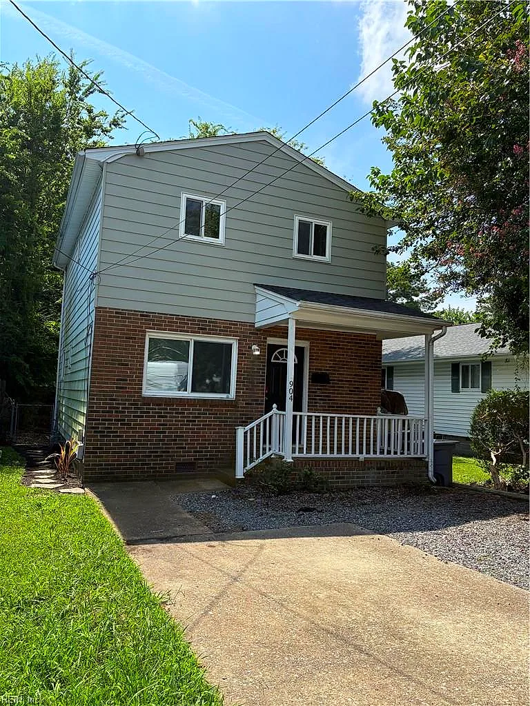 904 N Mallory ST, HAMPTON VA 23663