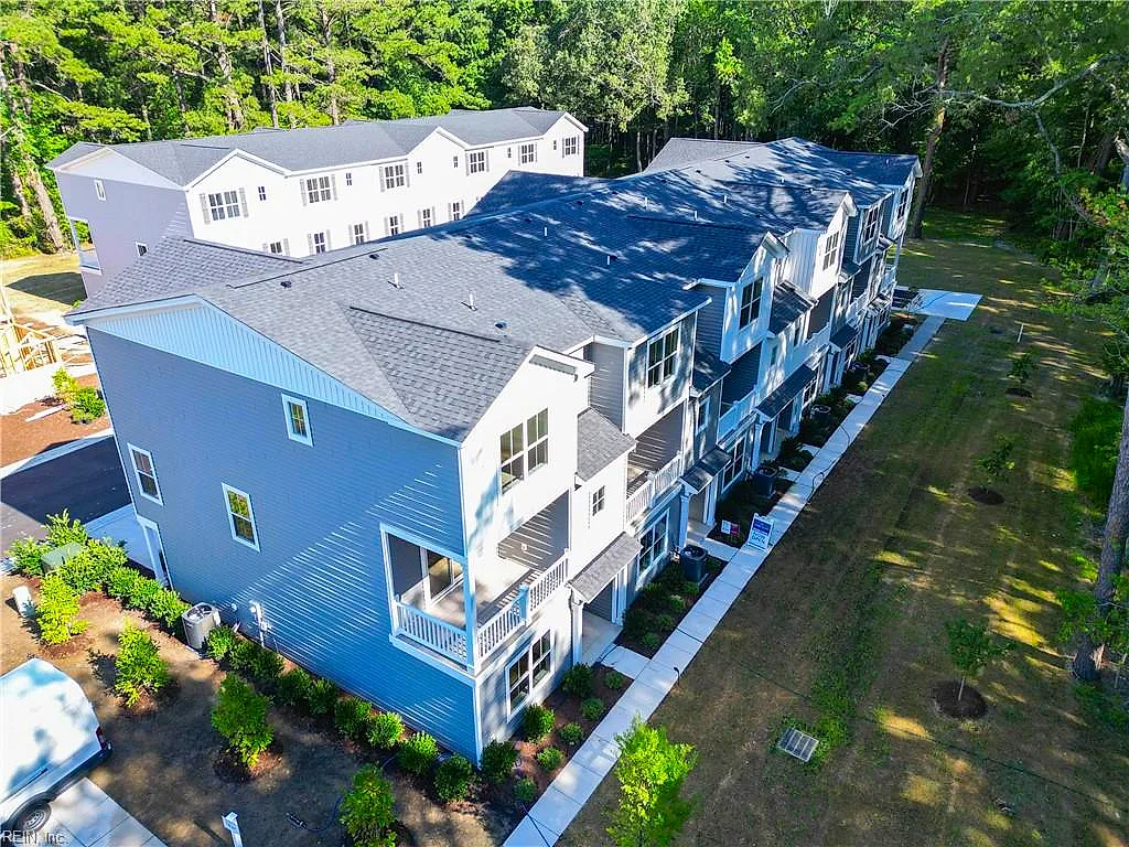 1107 Cam Way, Virginia Beach — photo