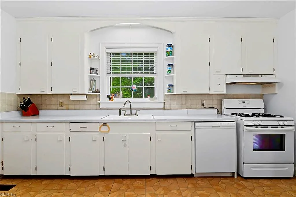 212 Grayson St, Portsmouth — photo