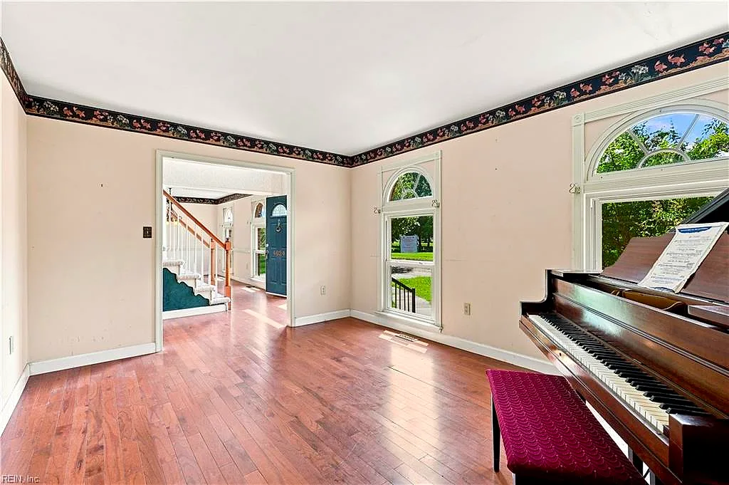 4624 Berrywood Rd, Virginia Beach — photo