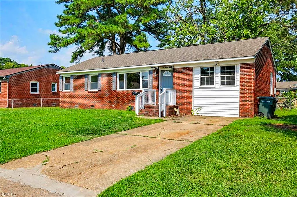 8536 Orcutt AVE, HAMPTON VA 23605