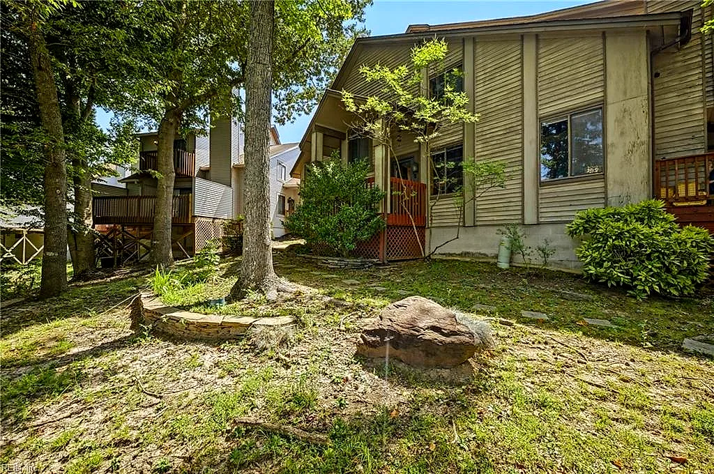 245 Misty Point Ln, Newport News — photo