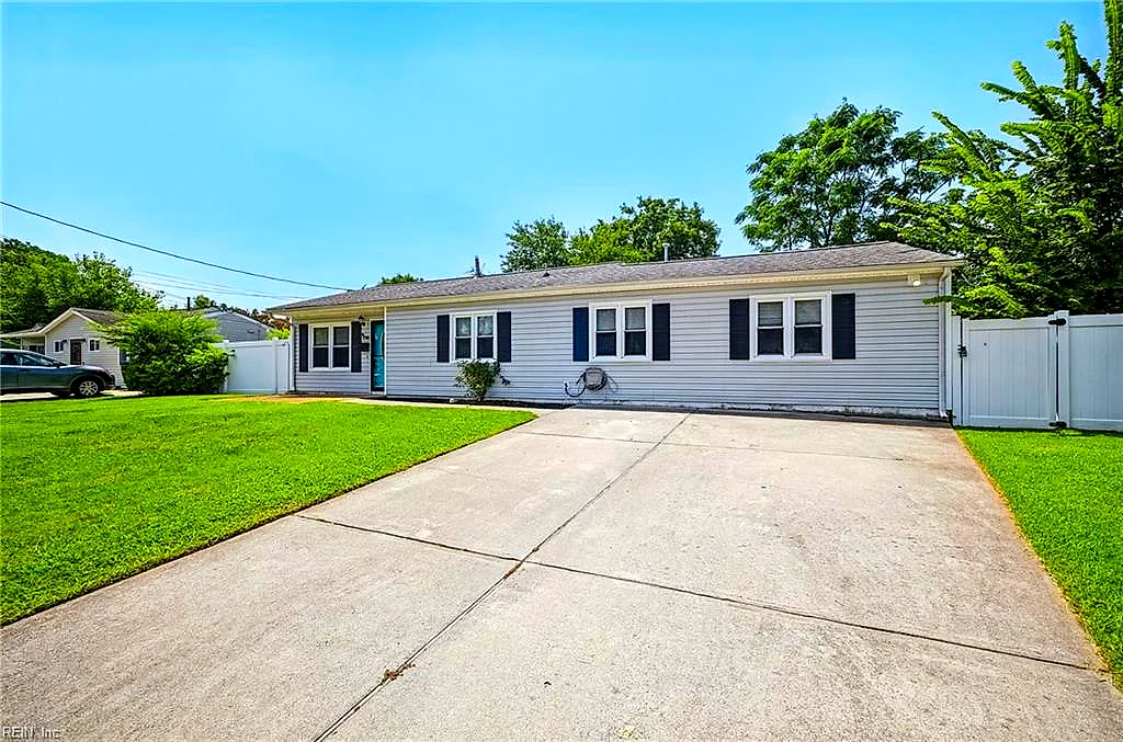 825 Brinson Ln, Virginia Beach — photo