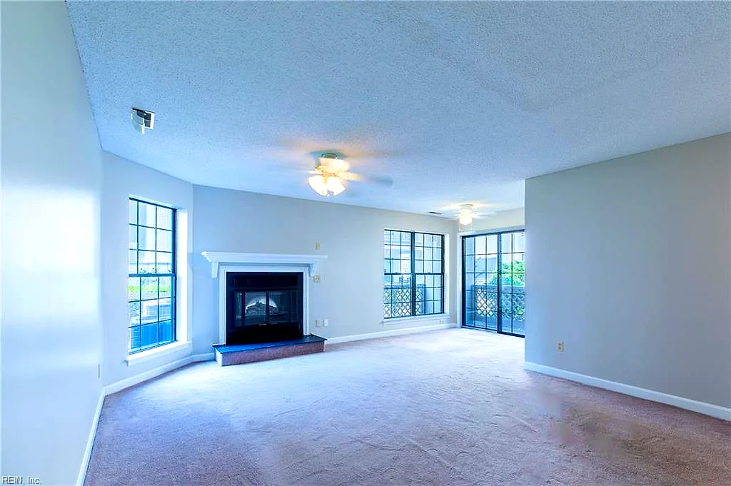 407 Harbour Point Pt ##104, Virginia Beach — photo